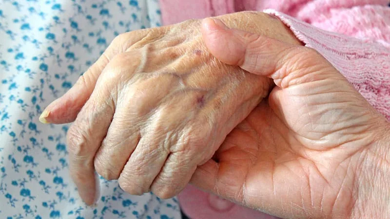 Frailty linked to earlier dementia diagnosis in older adults